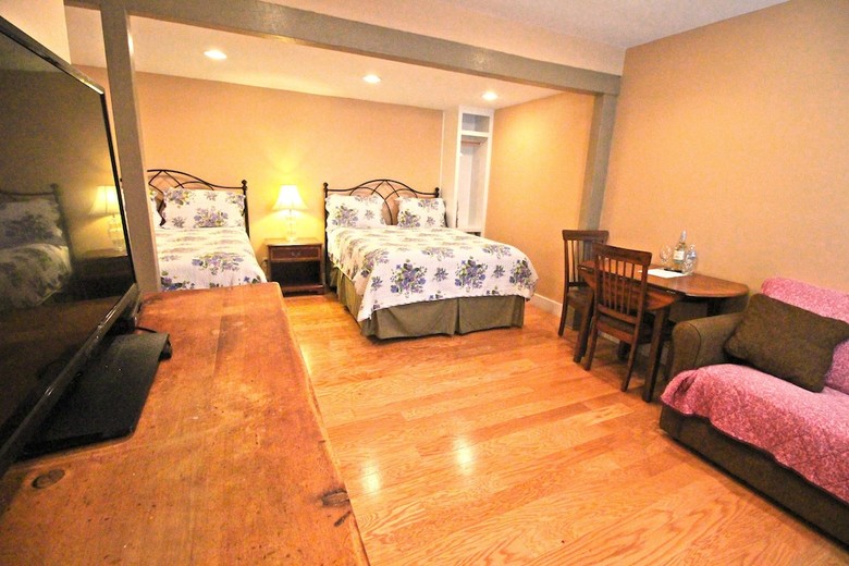 Hotel Peach Tree Inn & Suites