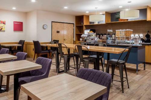 Hotel Comfort Suites El Paso Airport