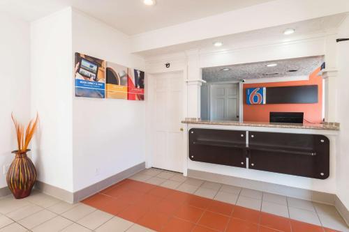 Motel 6 Fort Worth - West Freeway