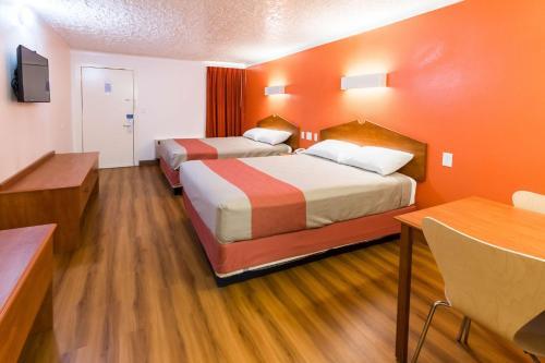 Motel 6 Fort Worth - West Freeway