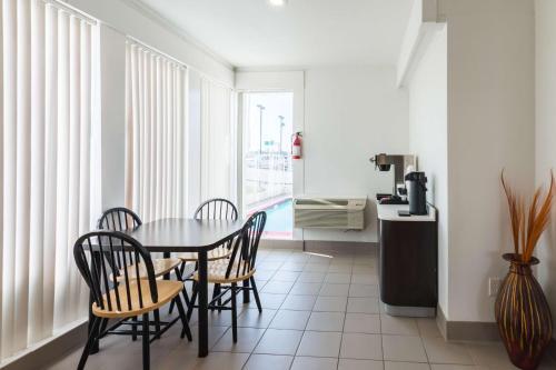 Motel 6 Fort Worth - West Freeway