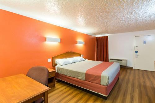Motel 6 Fort Worth - West Freeway