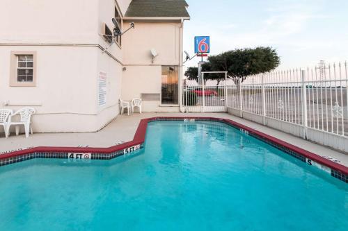 Motel 6 Fort Worth - West Freeway