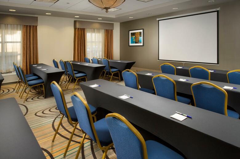 Holiday Inn Express Hotel And Suites Dfw-grapevine