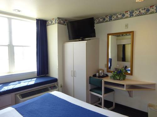 Motel 6 Fort Worth - Burleson