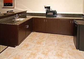 Hotel Comfort Suites Hillsboro