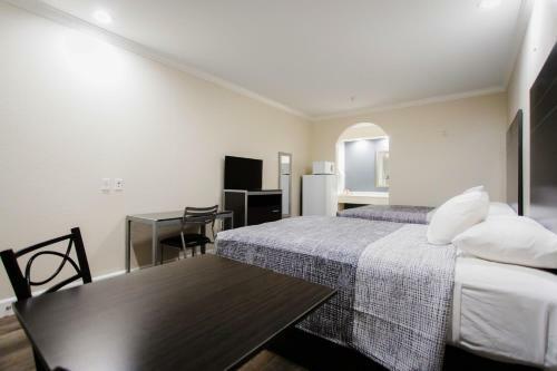 Hotel Scottish Inn & Suites Willowbrook
