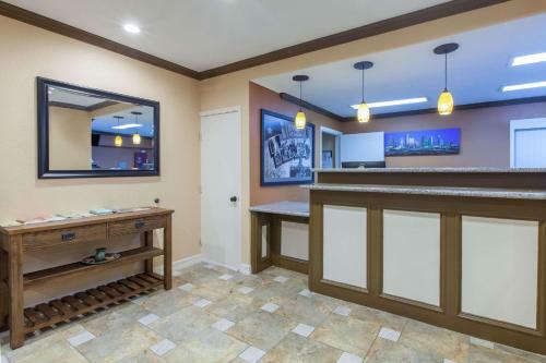 Motel Super 8 Houston Willowbrook