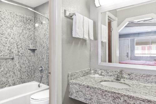 Hotel Days Inn By Wyndham Kenedy