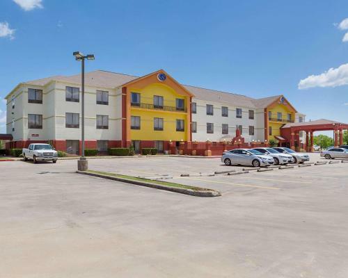 Hotel Comfort Suites La Porte