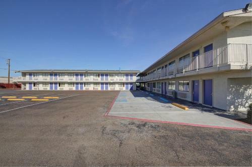 Motel 6 Laredo South