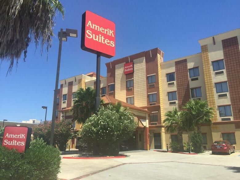 Hotel Amerik Suites Laredo At Mall Del Norte