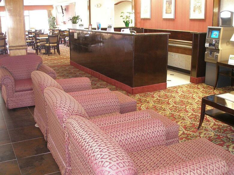 Hotel Amerik Suites Laredo At Mall Del Norte