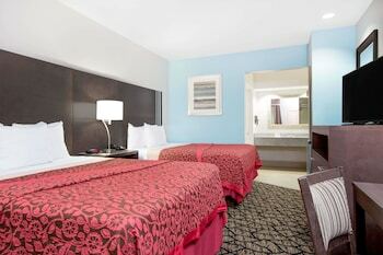 Hotel Days Inn & Suites Madisonville