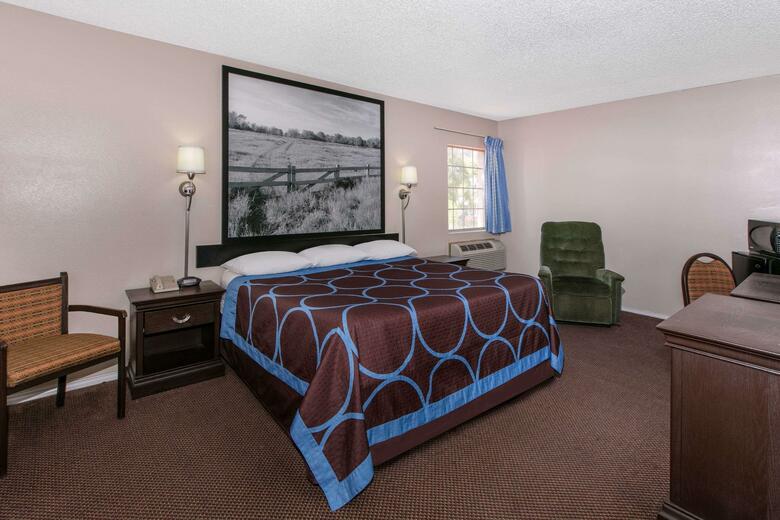 Motel Super 8 Lubbock Civic Center North