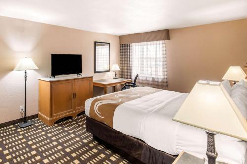 Hotel Quality Inn & Suites Plano