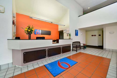 Motel 6 Plano - Preston Point