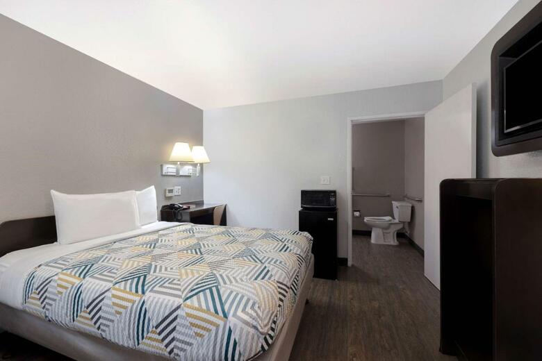 Motel 6 San Antonio West - Seaworld