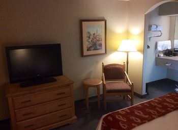 Hotel Pearl On The Concho At Jameson Inn