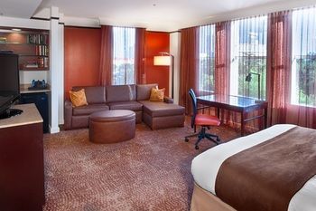 The Emily Morgan San Antonio - A Doubletree By Hilton Hotel