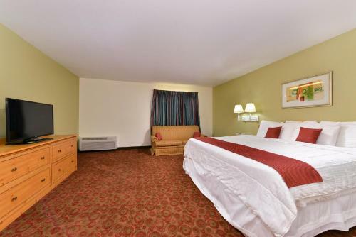 Hotel America's Best Value Inn & Suites