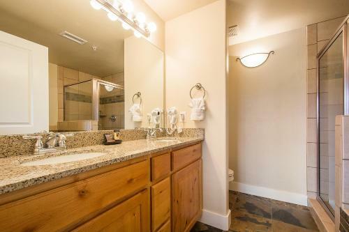 Bear Hollow By Lespri Property Management