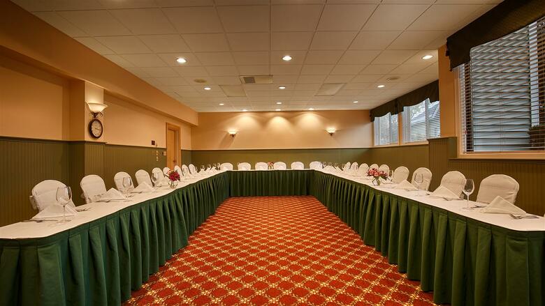 Hotel Best Western Plus Windjammer Inn & Conference Center