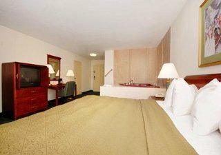 Hotel Ashland Inn & Suites