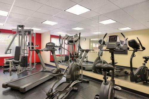 Hotel Country Inn & Suites Chester