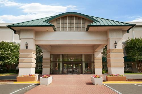 Fredericksburg Hospitality House Hotel