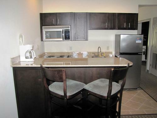 Hotel Stay-over Suites