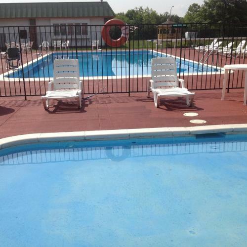 Hotel Baymont By Wyndham Salem Roanoke Area