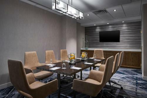 Delta Hotels By Marriott Norfolk Airport