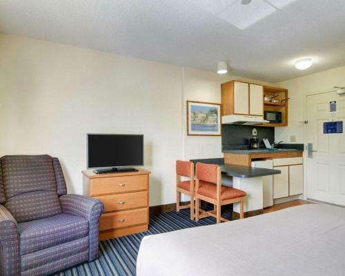 Suburban Extended Stay Hotel Wash. Dulles