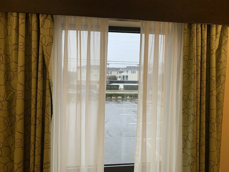 Hotel Clarion Inn & Suites Virginia Beach