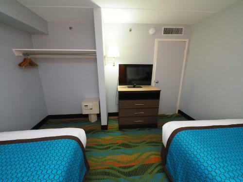 Hotel Marjac Suites Virginia Beach Oceanfront