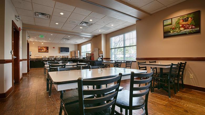 Hotel Best Western Plus Evergreen Inn And Suites