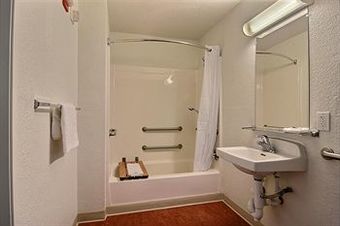Motel 6 Seattle East - Issaquah