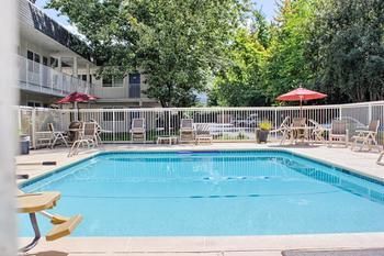 Motel 6 Seattle East - Issaquah