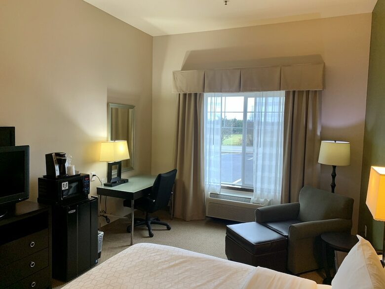 Holiday Inn Express Hotel & Suites North Sequim