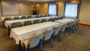 Morningglory Hotel, Resort & Suites