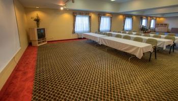 Morningglory Hotel, Resort & Suites