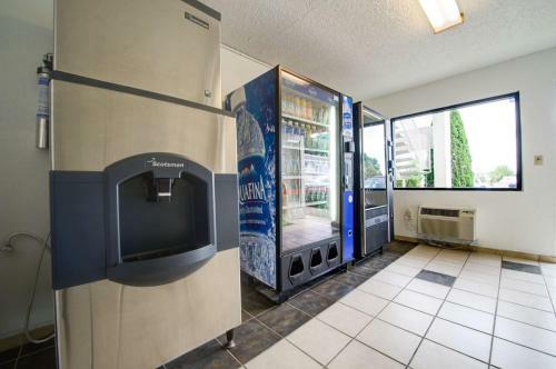 Motel 6 Seattle Airport