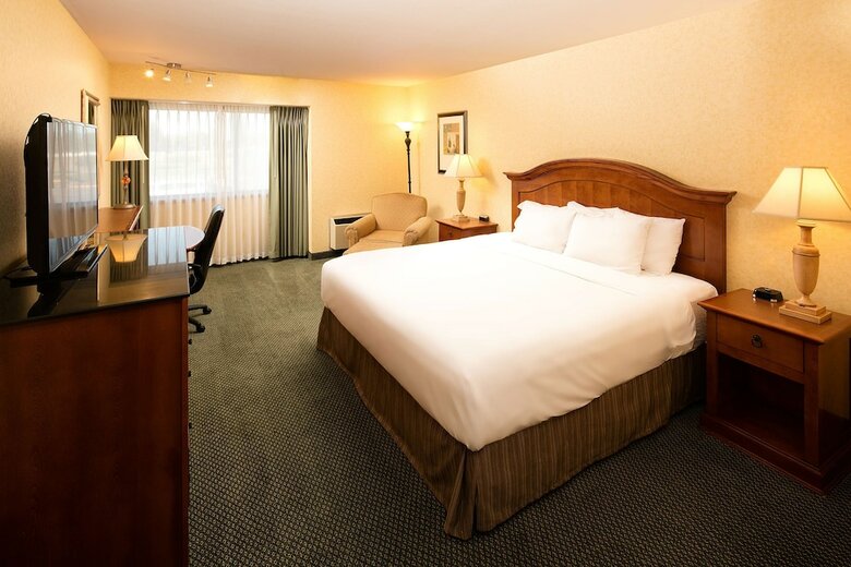 Red Lion Hotel Wenatchee