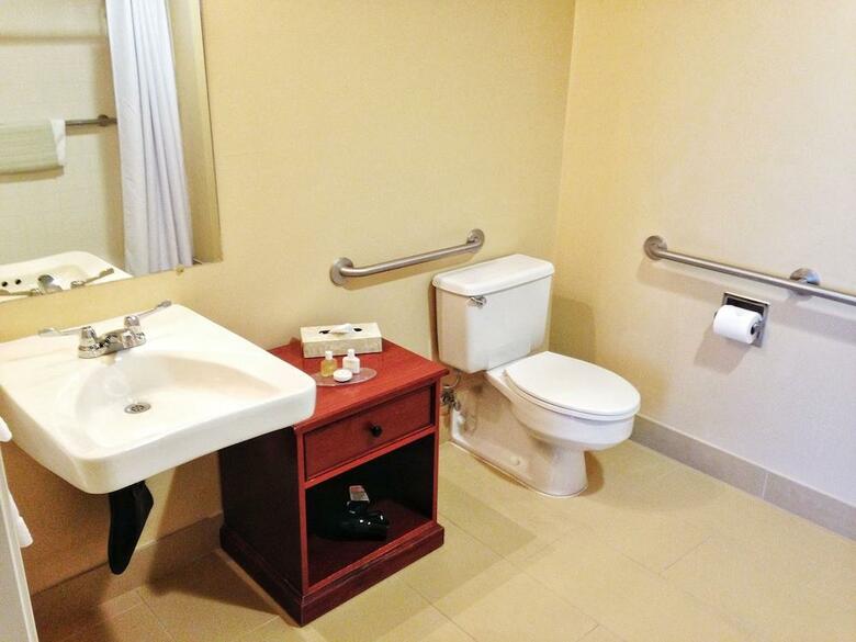 Coast Wenatchee Center Hotel