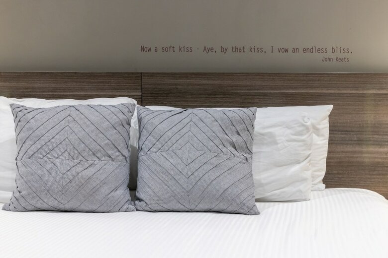 Montvale Hotel