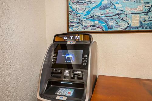 Hotel Quality Inn Fairmont