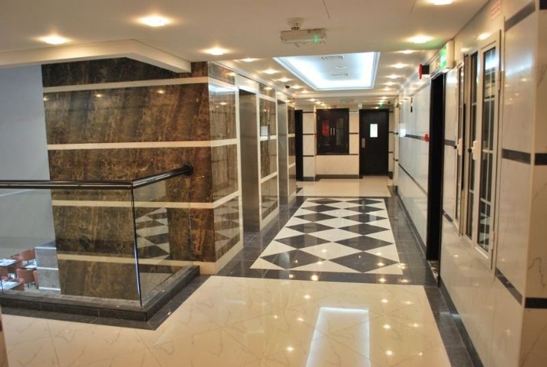 London Crown 2 Hotel Apartments
