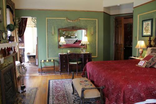 Schuster Mansion Bed & Breakfast