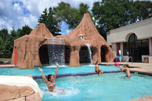 Atlantis Waterpark Hotel